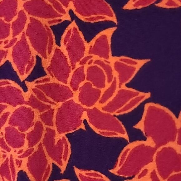 LuLaRoe Red Floral One Size (2-10) Butter Soft Legging Women's Stretch Pants - Picture 3 of 6